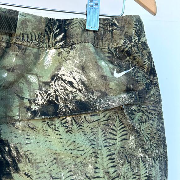 Nike Men’s ACG Smith Summit Wide Leg Cargo Camo Camouflage Pants Large - Picture 9 of 13